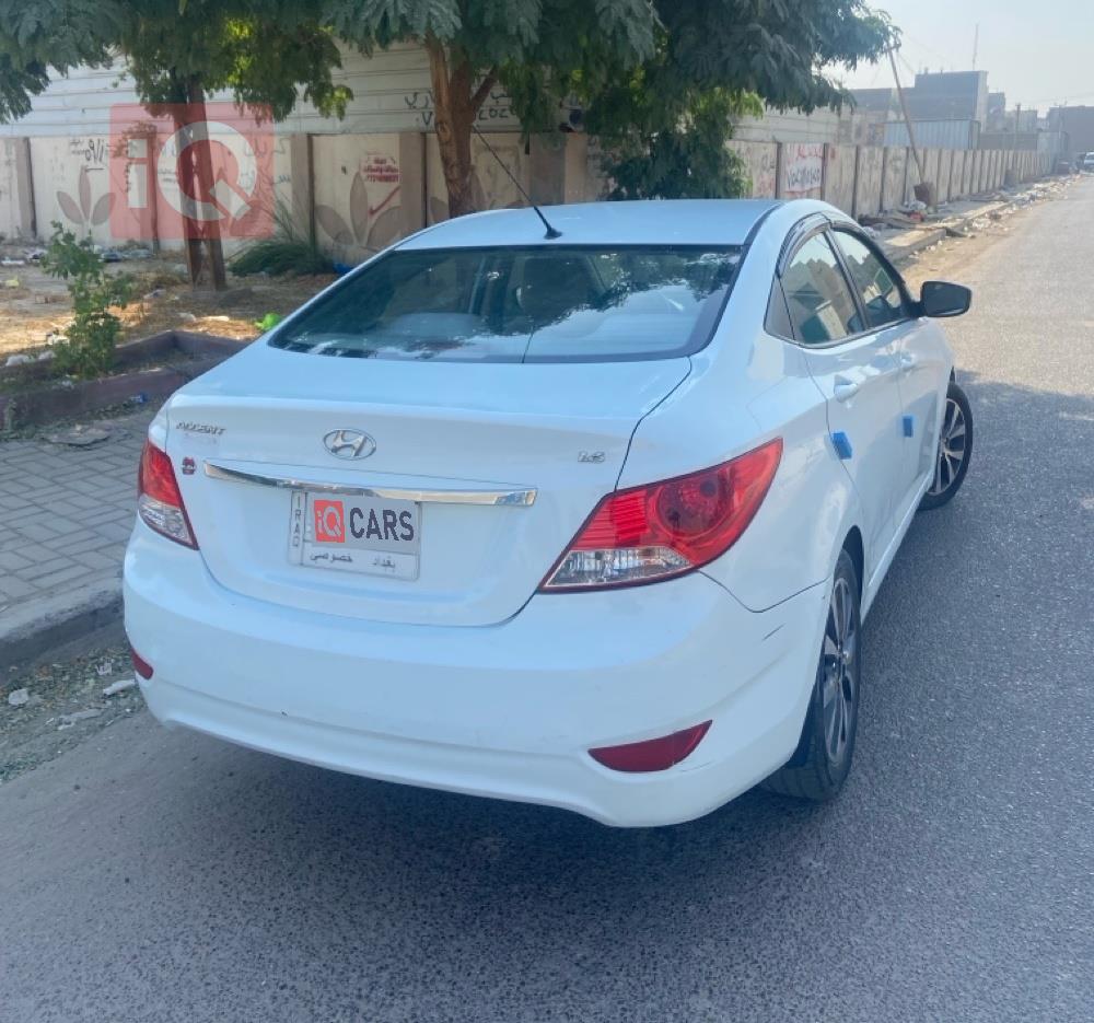 هیوندای ئەکسنت